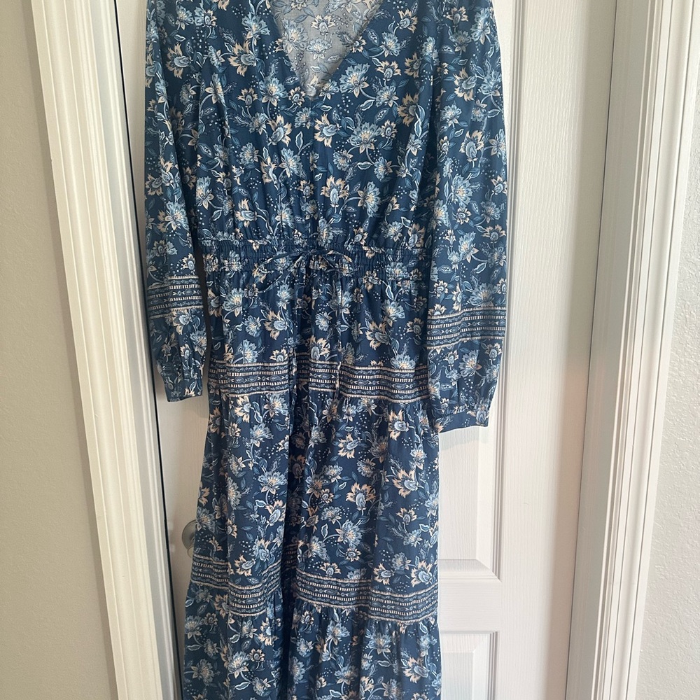 LOFT Navy Floral Long Sleeve Dress